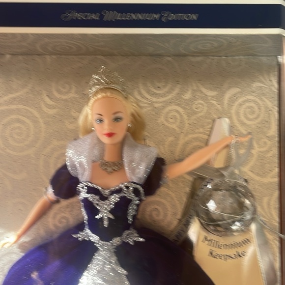 1999 Millennium Princess Barbie Special Edition NIB Mint - Picture 2 of 8